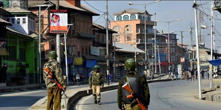 Lockdown in Kashmir continues for 35th day