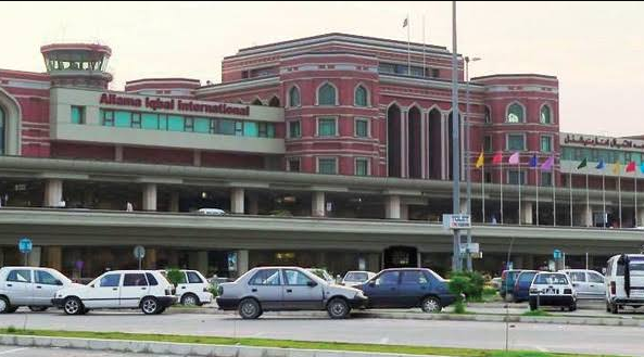 Allama Iqbal Int’l airport’s website remains down