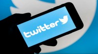 Twitter rolls out emojis