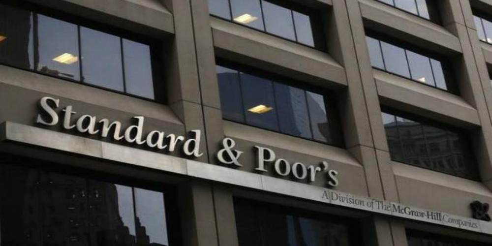 Standard & Poor's suffers biggest weekly plunge since 2008
