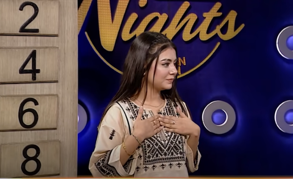 Areeqa haq Play game in bolnights