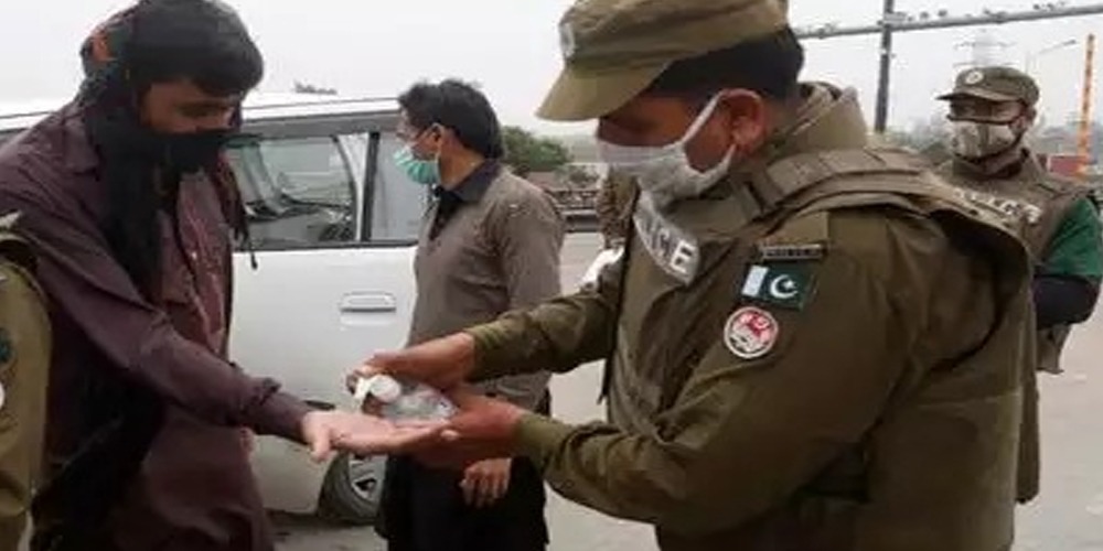 Coronavirus: Pakistan reports 3900 cases in a day, 43 deaths in Punjab