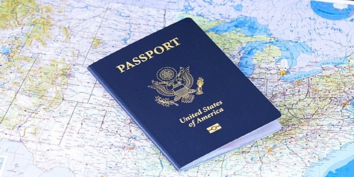US suspends visas for foreign workers until the end of 2020