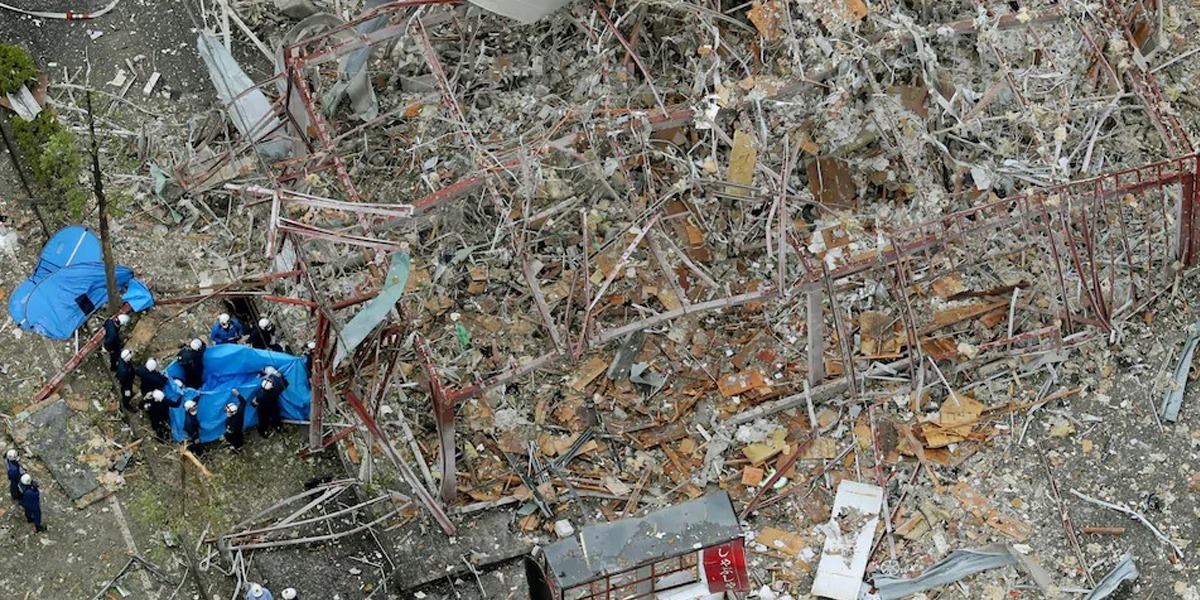 Explosion in Japanese restaurant kill 1, injuring 17