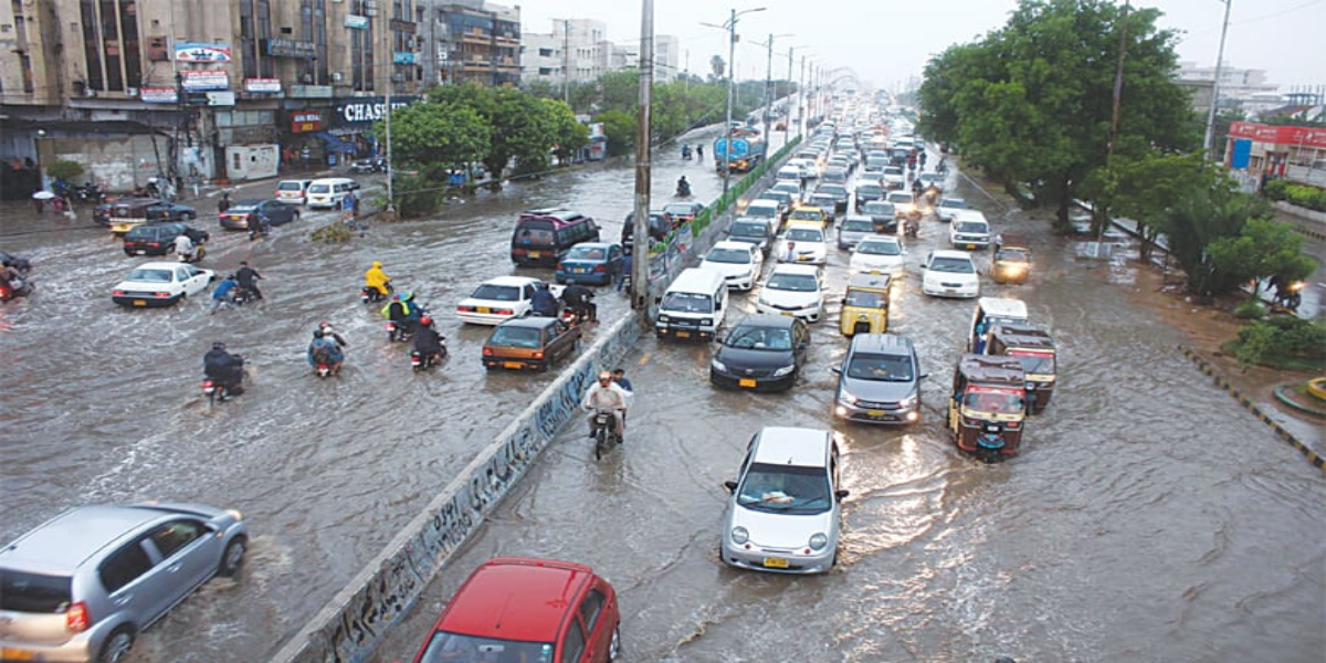 Karachi traffic updates: Traffic jams across the city due to heavy rain