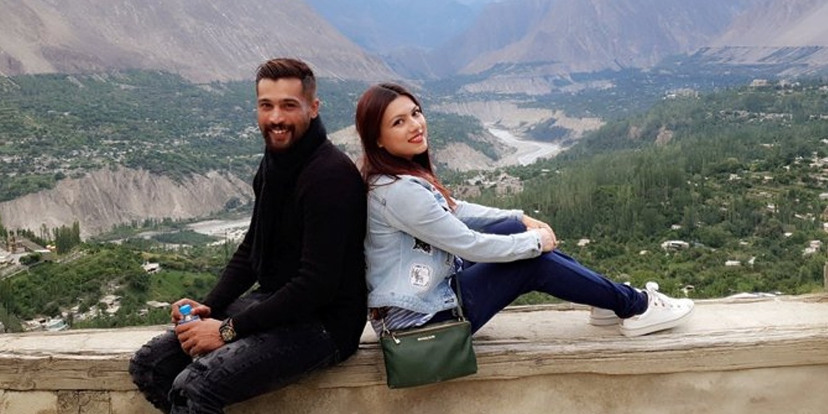 Fast bowler Mohammad Amir celebrates 6th wedding anniversary