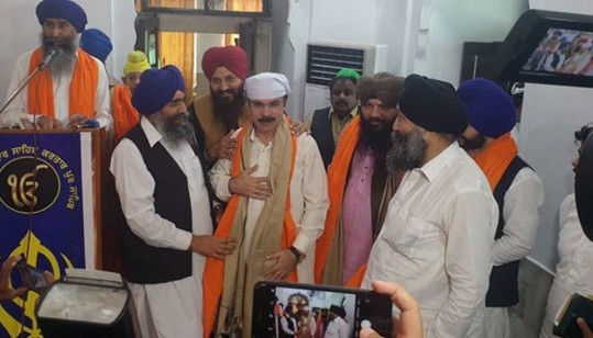 Baba Guru Nanak's 551st Birth Anniversary:Over 600 Sikhs Arrive From India