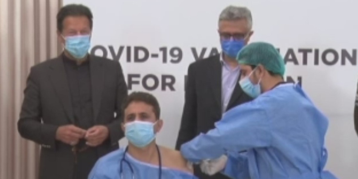 PM Imran Khan Formally Launches COVID Vaccination In Pakistan