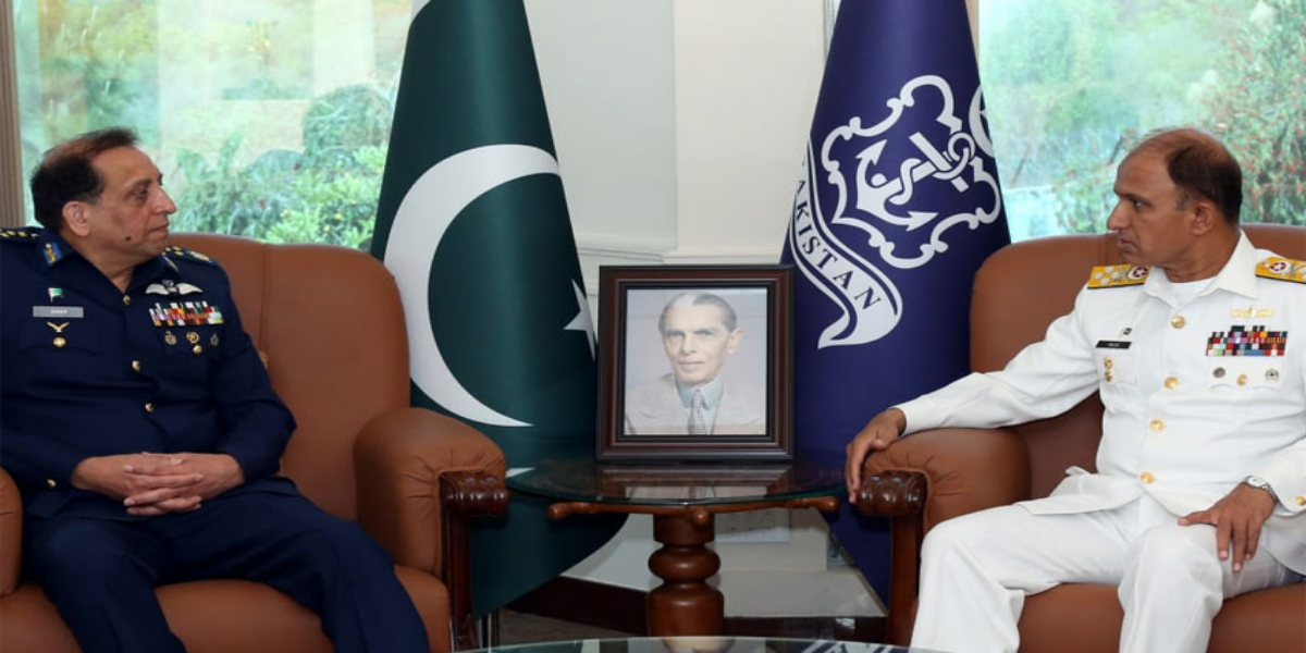 Air Chief meets Naval Chief