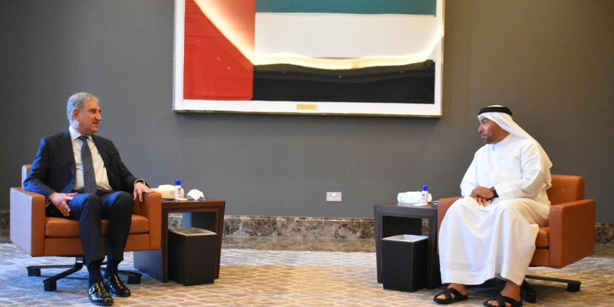 Pakistan, UAE Exchange Views On Regional & Global Issues