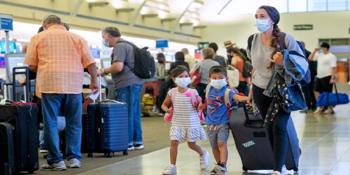 White House is considering reopening to vaccinated international travelers