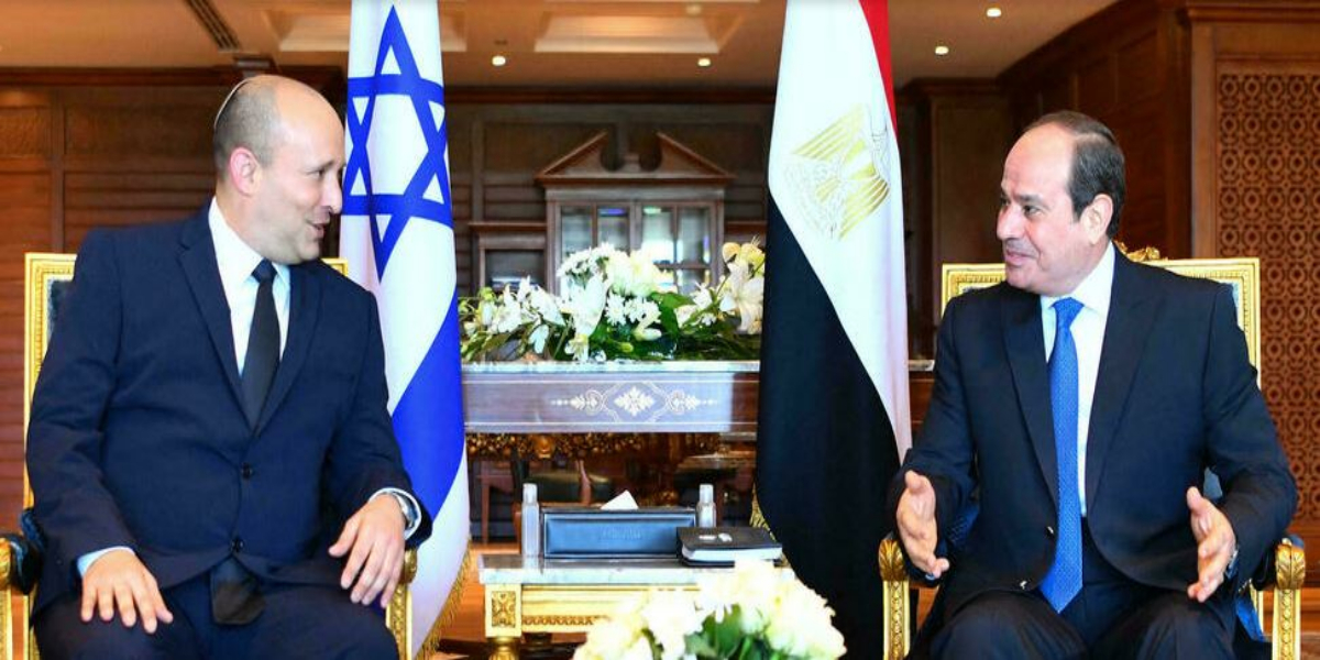 Bennett meets Sisi on first Egypt trip by Israeli PM in decade