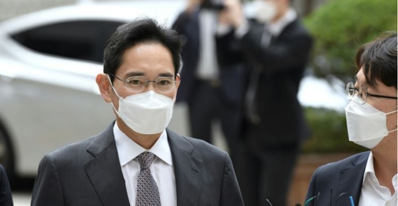 Samsung boss goes on trial on drugs charges